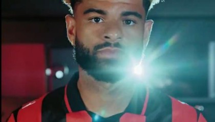 官方：伯恩茅斯中场比林加盟中日德兰，转会费700万欧+浮动